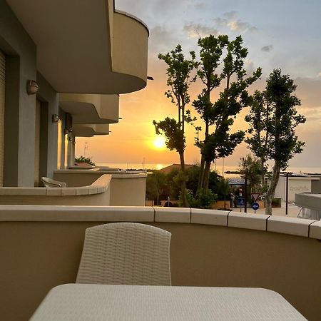 San Mauro Mare Residence Gabbiano Vista Mare מראה חיצוני תמונה